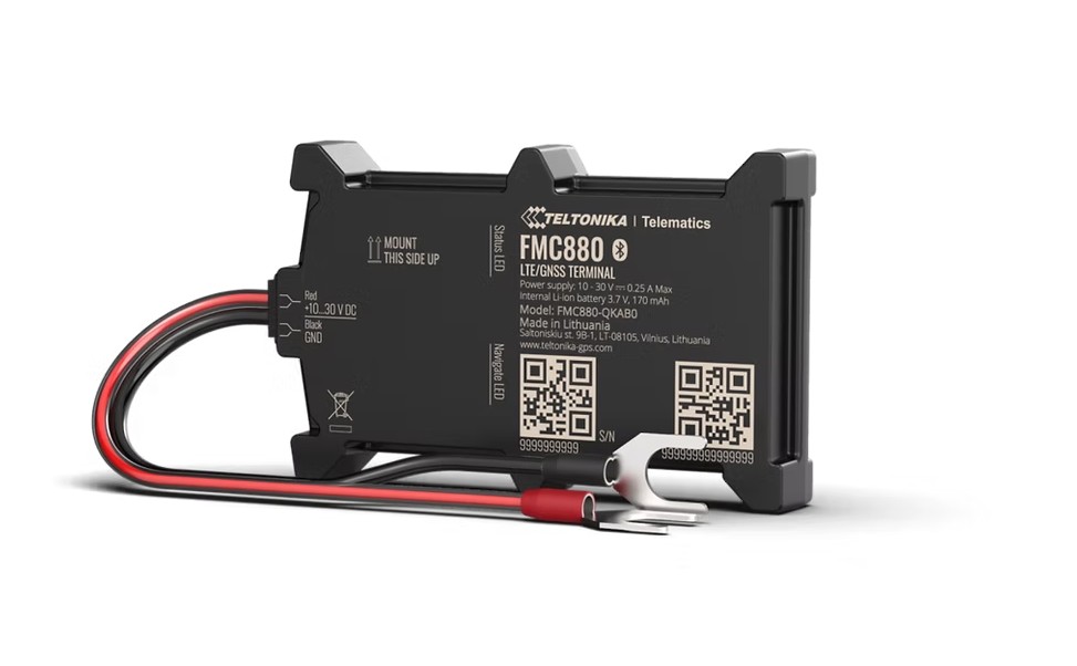Teltonika FMC880 Water-Resistant high GNSS Precision