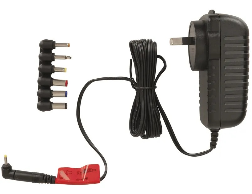 Universal 12V 2.5A AC adapter SC305